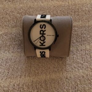 Michael Kors unisex watch NWOT